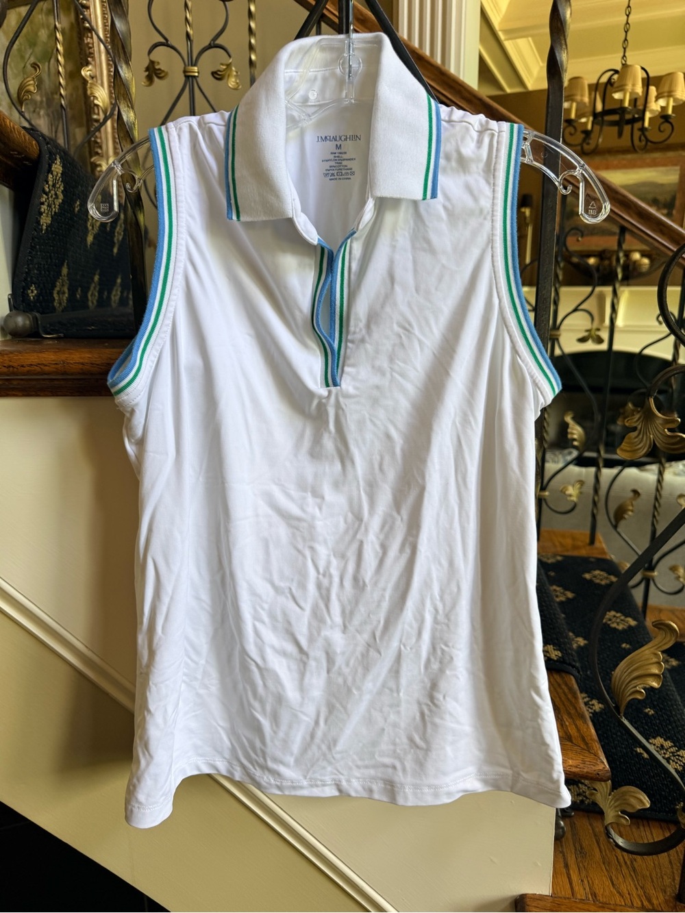 J.McLaughlin top sleeve v neck collared with blue/green trim. M EUC Stretchy